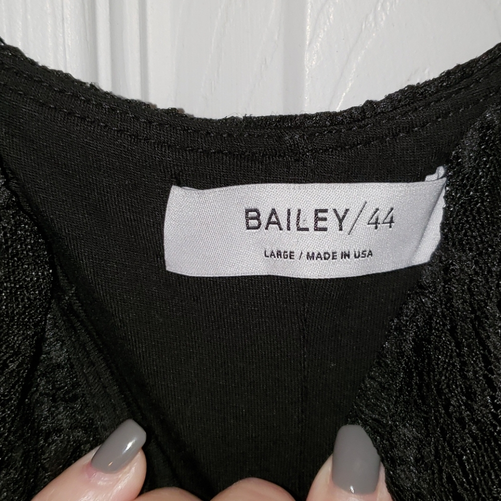 Dress, - Picture 2 of 4
